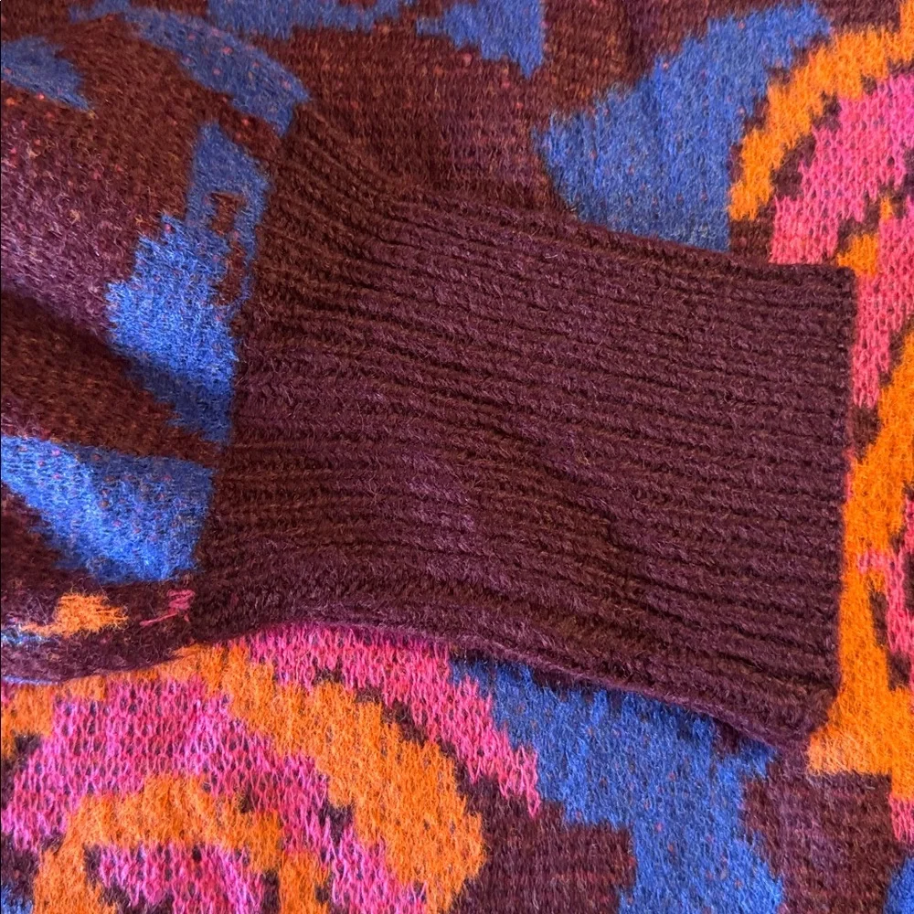 NWT JODIFL Magenta Purple Floral Mock Neck Bubble Sleeve Knit Sweater Size Med - Picture 6 of 7